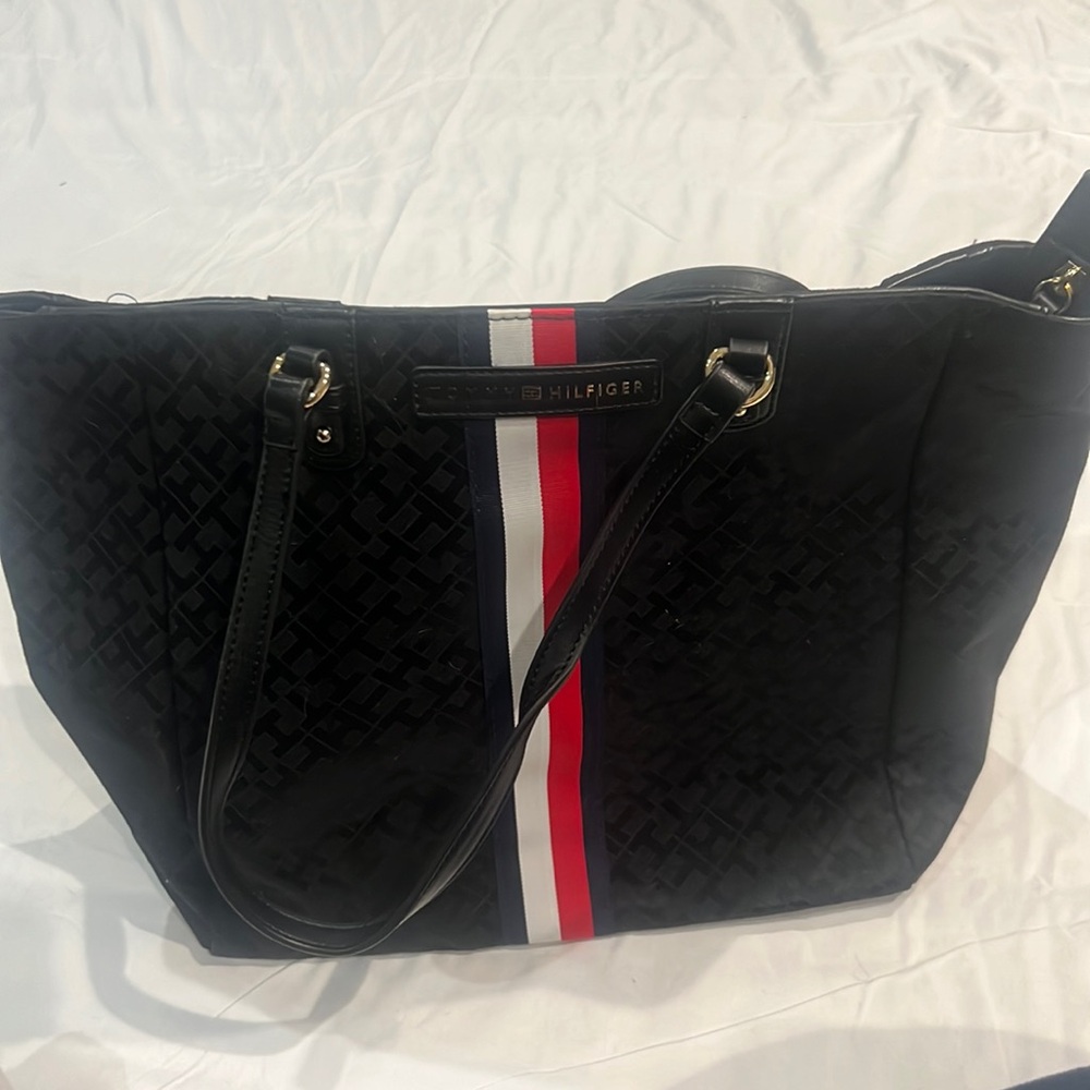 Tommy Hilfiger pocketbook